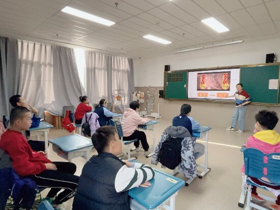學(xué)習(xí)古詩(shī)《元日》.jpg
